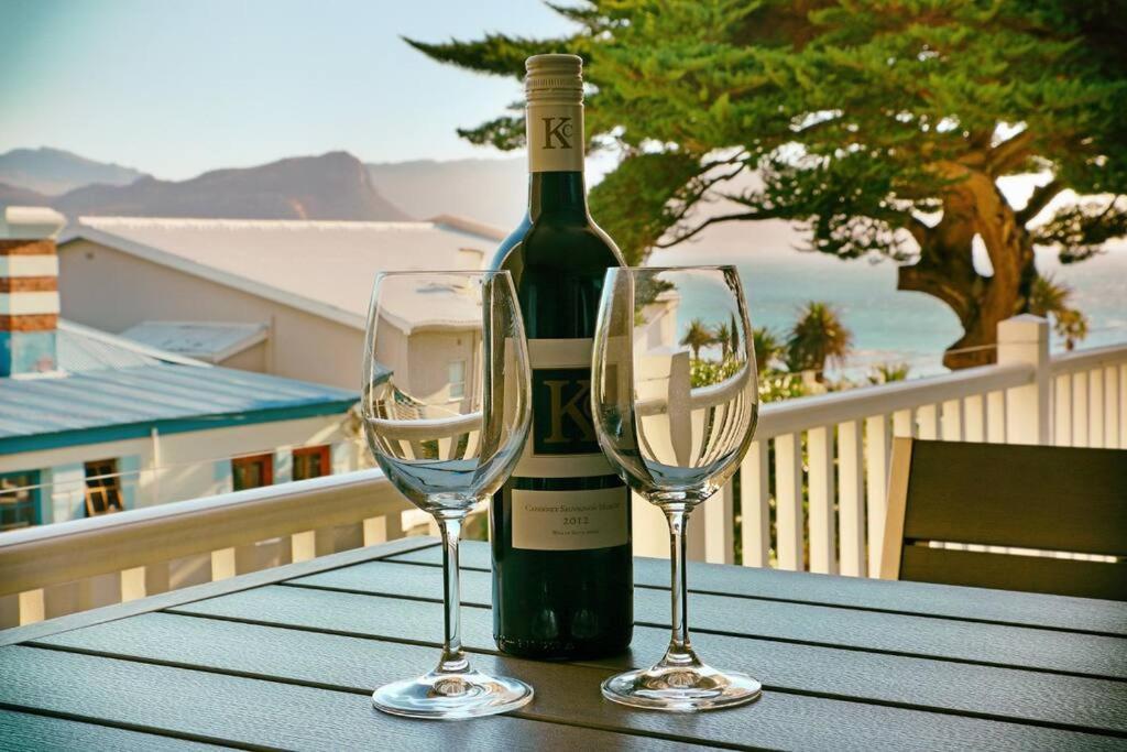Penguin Haven . Luxury 2 bedroom, Boulders Beach. Kaapstad Buitenkant foto