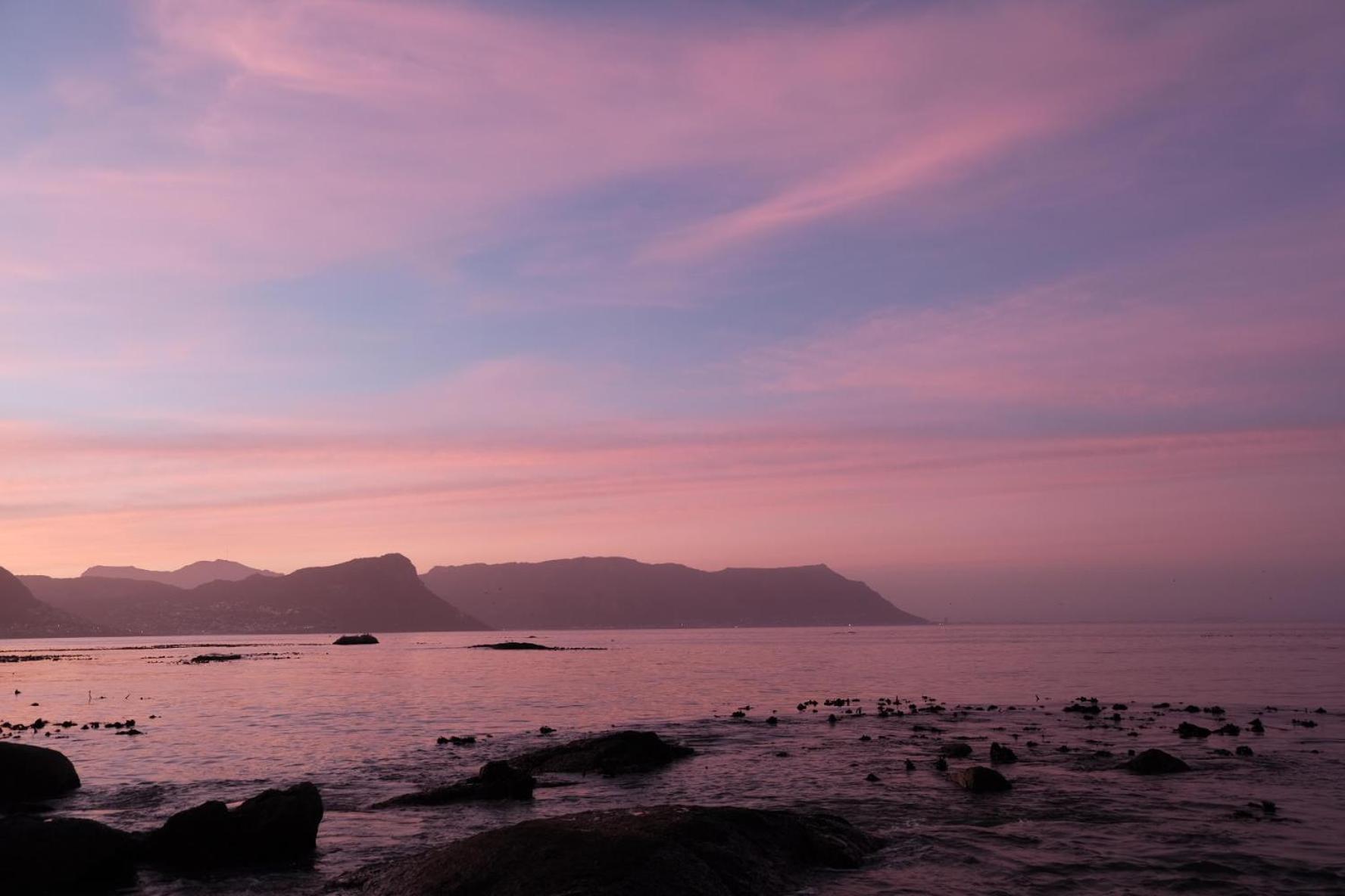 Penguin Haven . Luxury 2 bedroom, Boulders Beach. Kaapstad Buitenkant foto